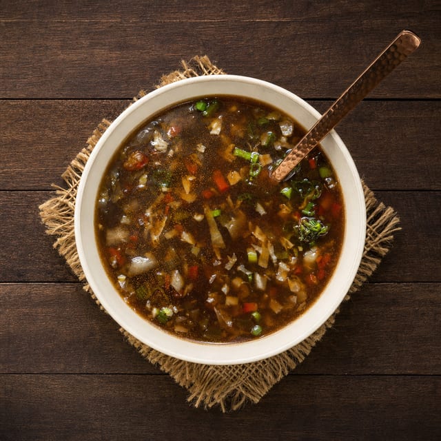 Veg Hot & Sour Soup (16 oz).