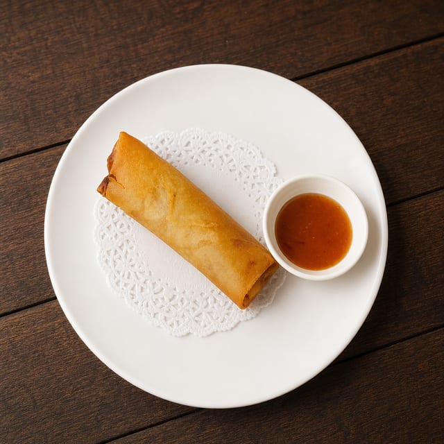 Veg Spring Rolls (1 pc).
