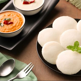 Idli (4 pcs)