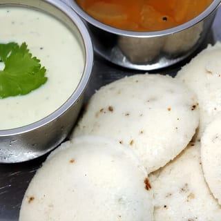 Kanchipuram Idli (4 pcs)